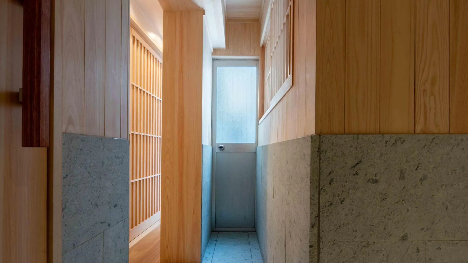 Kutsurogi Sauna And Stay Tokyo Apartment
